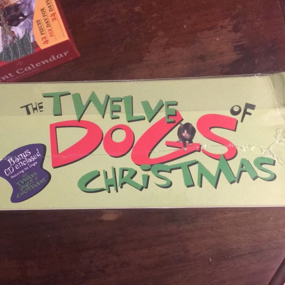 Twelve Dogs of Christmas gift set
